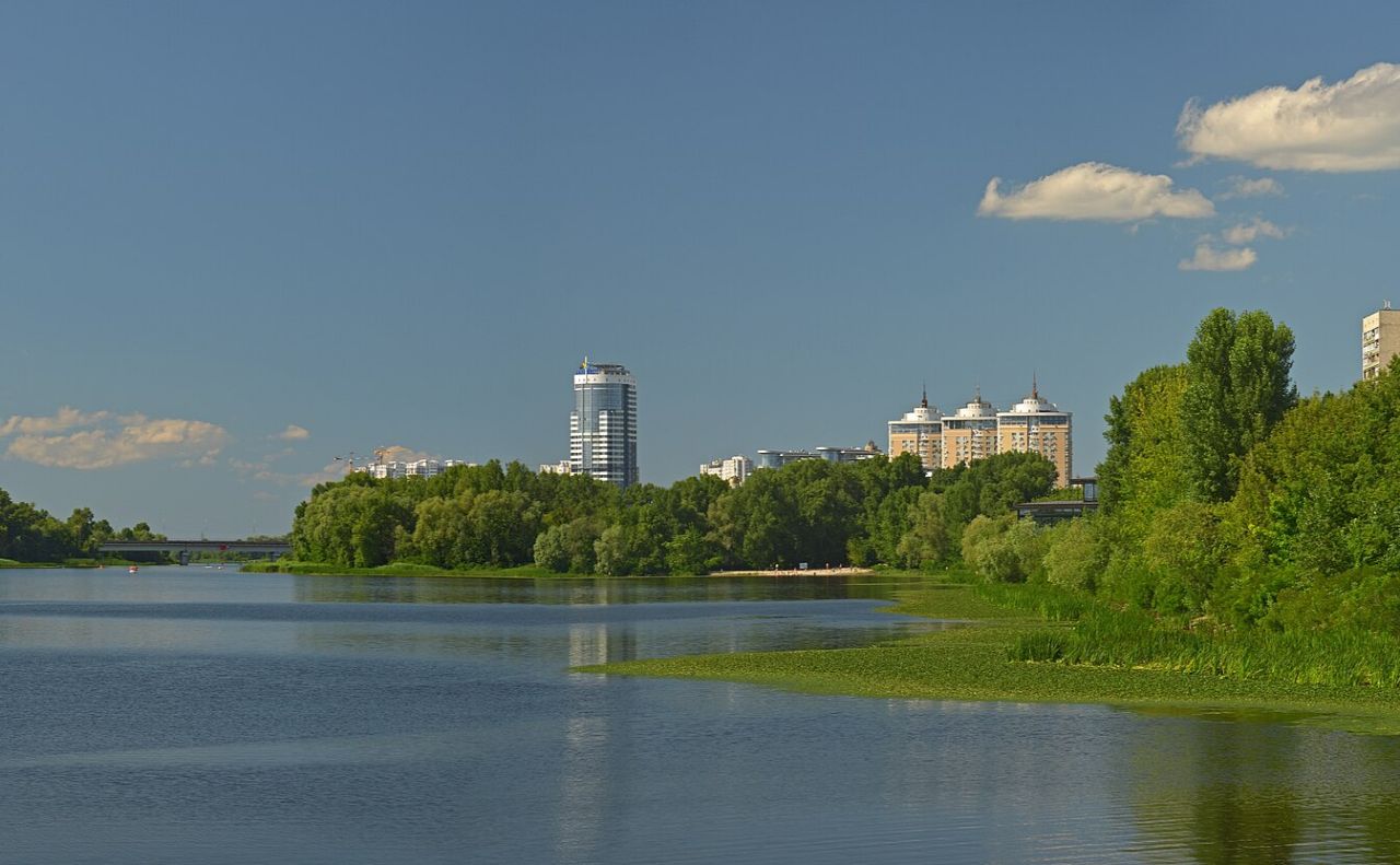 Русанівська протока. Фото: Вікіпедія
