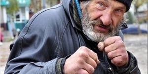 Бомжі вподобали будинки в центрі столиці