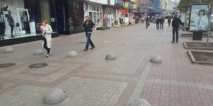 Пішохідна частина Хрещатика стане недоступною для паркування авто