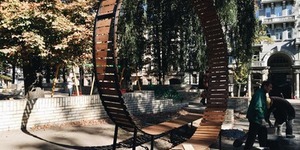 У парку Шевченка з’явилась лавка-американська гірка