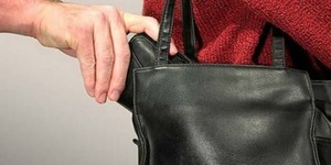 Спіймали ще одного кишенькового злодія у метро