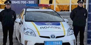 Термінали на оплату штрафів роздали поліцейським на Бориспільский та Житомирській трасах