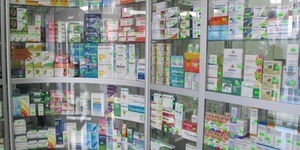 Поліція затримала чоловіка, який намагався пограбувати аптеку