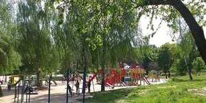 У парку «Орлятко» відновлено паркову інфраструктуру