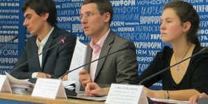 Керівництво НМУ залякує учасників голодування повістками в АТО – активіст