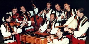 Київський ансамбль української музики "Дніпро" відзначить 20-річчя
