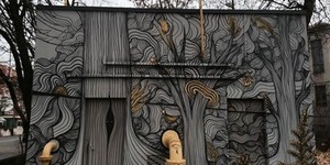 У Києві розмалювали газову підстанцію і під'їзд