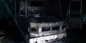 У Києві згоріло два автомобілі швидкої допомоги