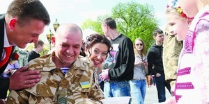 Не хотів, щоб війна постукала у вікна його батьків