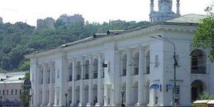 Гостинний двір знову із національним статусом