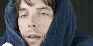 Кумедний ролик про хворих на грип, яких викрадають з громадського транспорту Києва [відео]