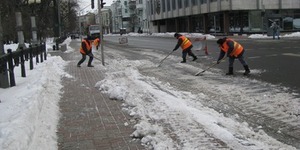 За минулу добу «Київавтодор» вивезло понад 2 100 тон снігу