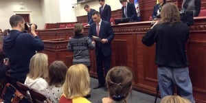 Київрада передала 20 квартир родинам загиблих воїнів АТО