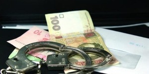 На отриманні хабара у 40 тисяч гривень затримано начальника відділення Національної поліції 