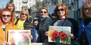 У Києві відбулася хода на підтримку Надії Савченко