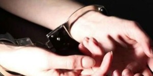 Дівчини-грабіжниці ледь не задушили свою жертву