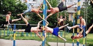 Воркаут захоплює вуличні майданчики Києва