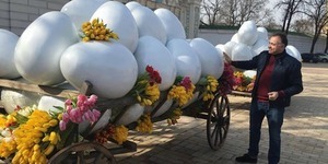 Митці з усієї країни вже готують 374 писанки до Фестивалю в центрі Києва