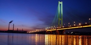 Сьогодні вночі частково обмежать рух на Південному мості