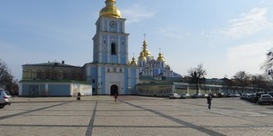 Рішення щодо паркінгу на Михайлівській площі відклали на два тижні