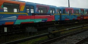 Іспанський художник розмалював для киян поїзд метро