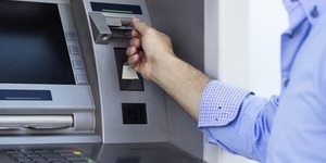 Наймолодшому грабіжнику столичних банкоматів нема 20 років