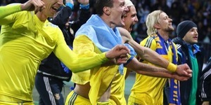 Півсотні м’ячів футболісти збірної подарують щасливчикам на День Європи