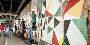 На Шулявці облаштували різнокольоровий «мозаїчний простір»