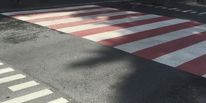 У Києві  "підняли" пішохідний перехід
