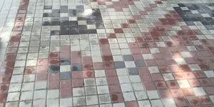 Тротуар на бульварі Шевченка прикрасили національним орнаментом