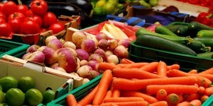 Де в столиці придбати свіжі овочі недорого
