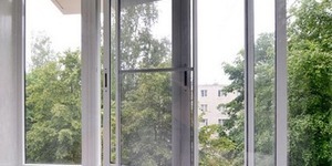 Трагедія у Дніпровському районі:дитина випала з 15 поверху