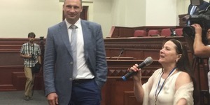 Ніна Матвієнко заспівала на засіданні Київради