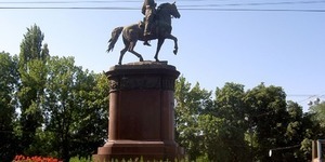 Міська влада пообіцяла демонтувати пам’ятник Щорсу