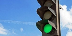 Відсьогодні у Києві впровадять «Зелену хвилю» для світлофорів