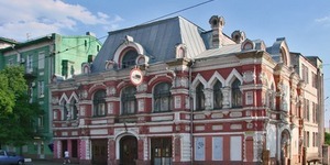 Трьом столичним театрам шукають керівників