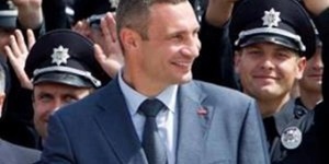 Кличко привітав українську поліцію з першою річницею