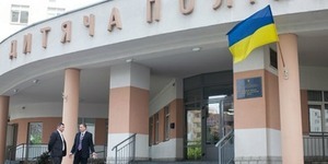 У Київському міському дитячому діагностичному центрі облаштували кімнату «Матері та дитини» і басейн