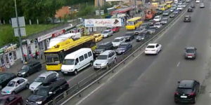Обмежать рух транспорту на вул. Вадима Гетьмана 
