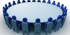 Аналітики про тарифи, війну та дострокові вибори