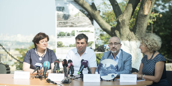 Завершено роботи з відновлення території Старокиївської гори