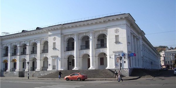 У Гостиному дворі може розміститися музей