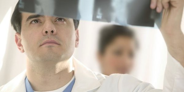 Для столичних лікарів проведуть лекцію про ранню діагностику раку
