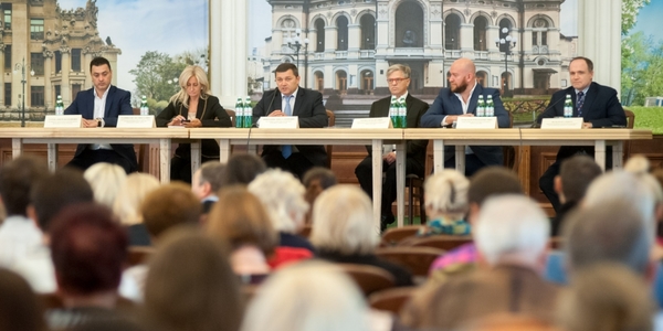 Столичним медикам влаштували безкоштовну лекцію про онкозахворювання