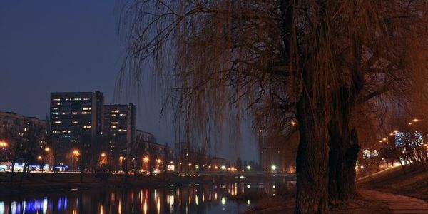 Екскурсії тижня: Русанівка, метро на Троєщину, Комсомольський масив та скарби Тори
