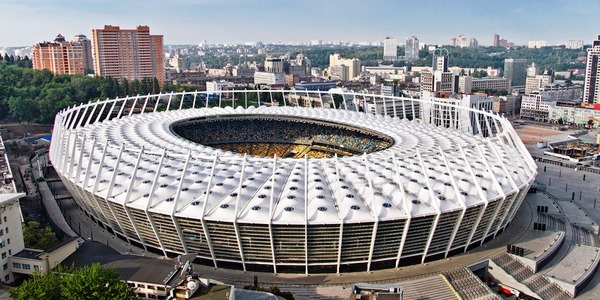 Дві станції метро обмежать для пасажирів через футбол