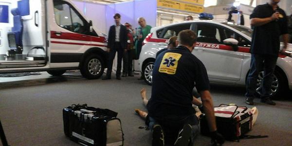 У столиці презентували найсучасніший український реанімобіль