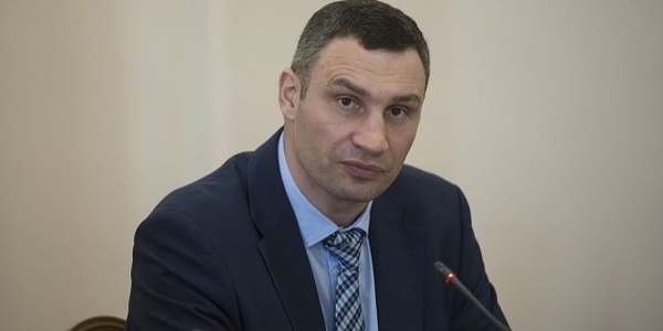 Кличко розпорядився подати тепло до житлових будинків