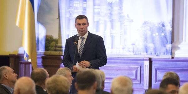 Віталій Кличко привітав українців з Днем захисника України і святом Покрови