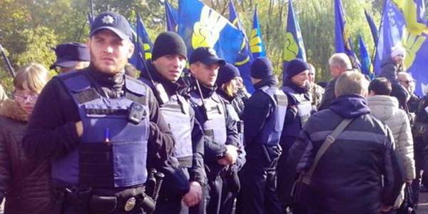 У Києві День захисника України для поліцейських минув спокійніше, ніж звичайні